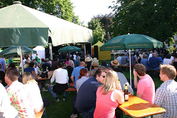 2012_07_Buergerfest_stimmung_02