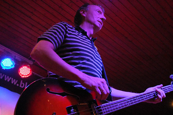 2012_11_03_HotShotBluesBand_09