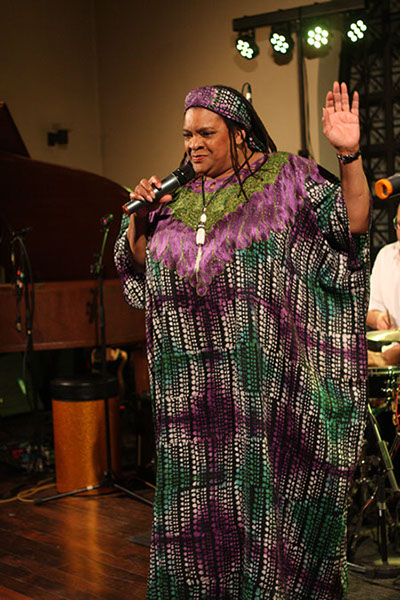 2012_11_23_B&Bnight_07