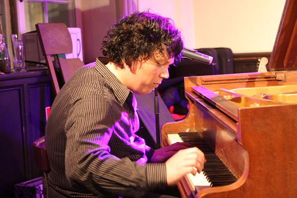 2012_11_23_B&Bnight_31