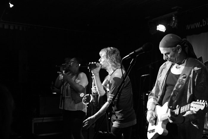 %_tempFileName2013_10_12_ButStones_45%