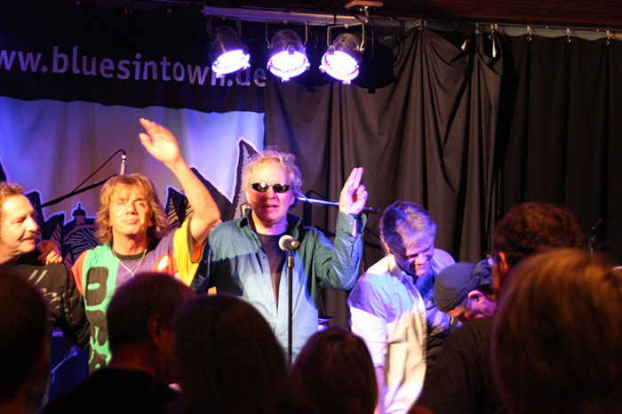 %_tempFileName2013_10_12_ButStones_79%