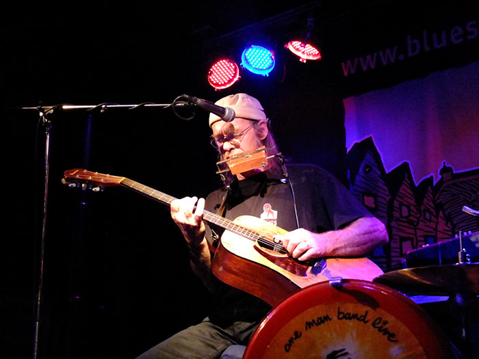 %_tempFileName2013_10_20_Phillipe_Menarde_009%