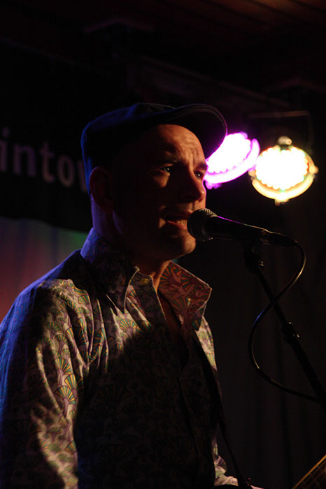 %_tempFileName2013_12_08_TommySchneller_024%