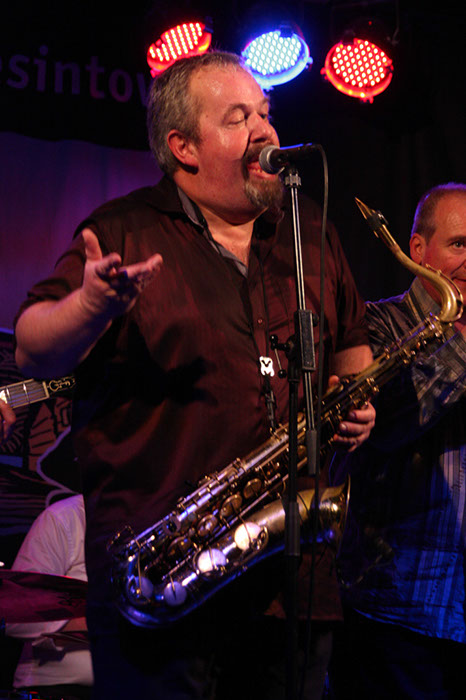 %_tempFileName2013_12_08_TommySchneller_027%