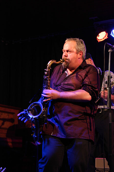 %_tempFileName2013_12_08_TommySchneller_031%