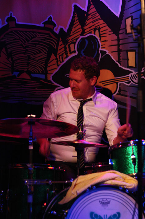 %_tempFileName2013_12_08_TommySchneller_032%