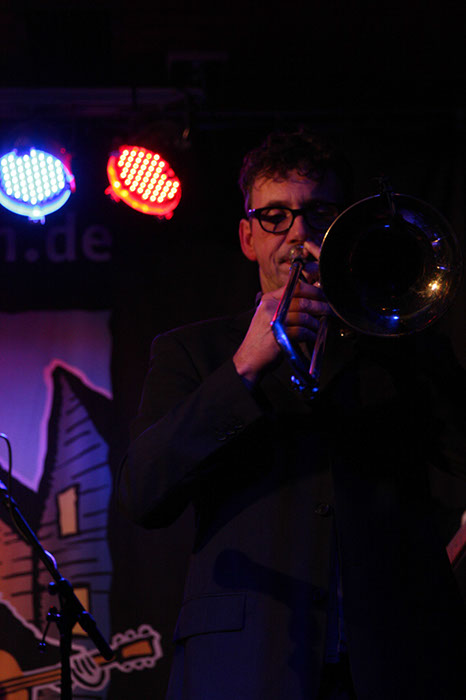 %_tempFileName2013_12_08_TommySchneller_034%