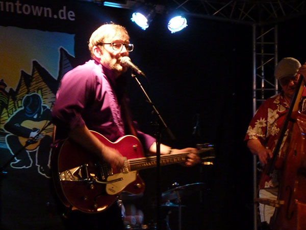 2019_11_16_RedBloomsBB_08