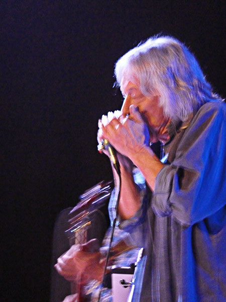 2022_09_24_BBSpecial_TreatMeLikeADog_23