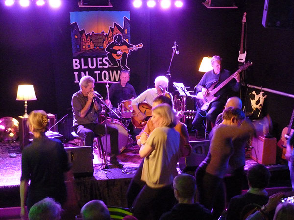 2023_02_25_Bluestrain_06