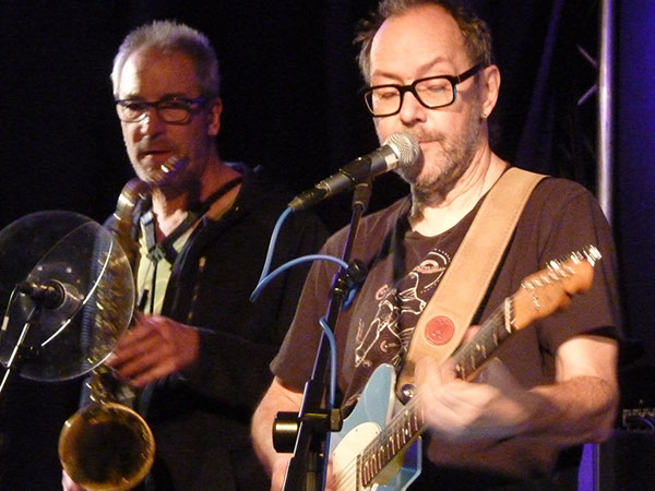 2024_12_14_TreatMeLikeADog_01